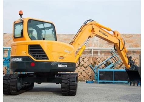 hyundai 8t excavator